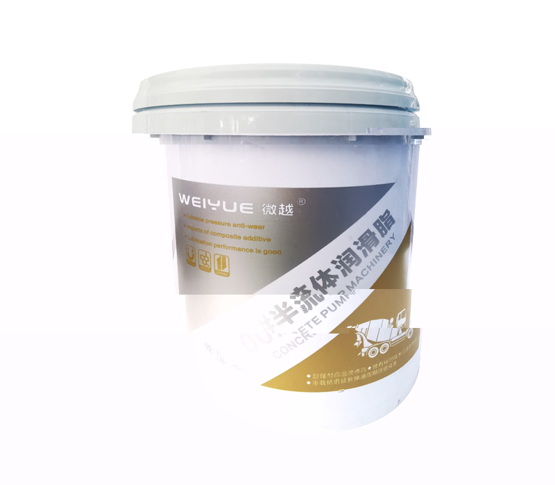 Semi fluid grease